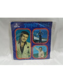 YAŞAR ÖZEL artık bu solan bahçede & geldiğim dikenli aşk yollarında