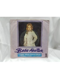 BEDİA AKARTÜRK eşref & eğlen sunam eğlen