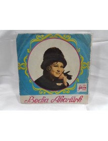 BEDİA AKARTÜRK bir aşk için ölünür mü & yare gitmek istiyorum